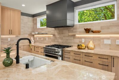 7342 20th Avenue NW, Seattle, WA 98117 - Photo 12