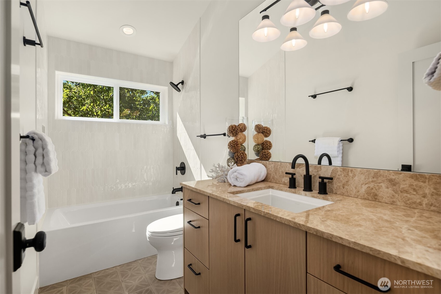 7342 20th Avenue NW, Seattle, WA 98117