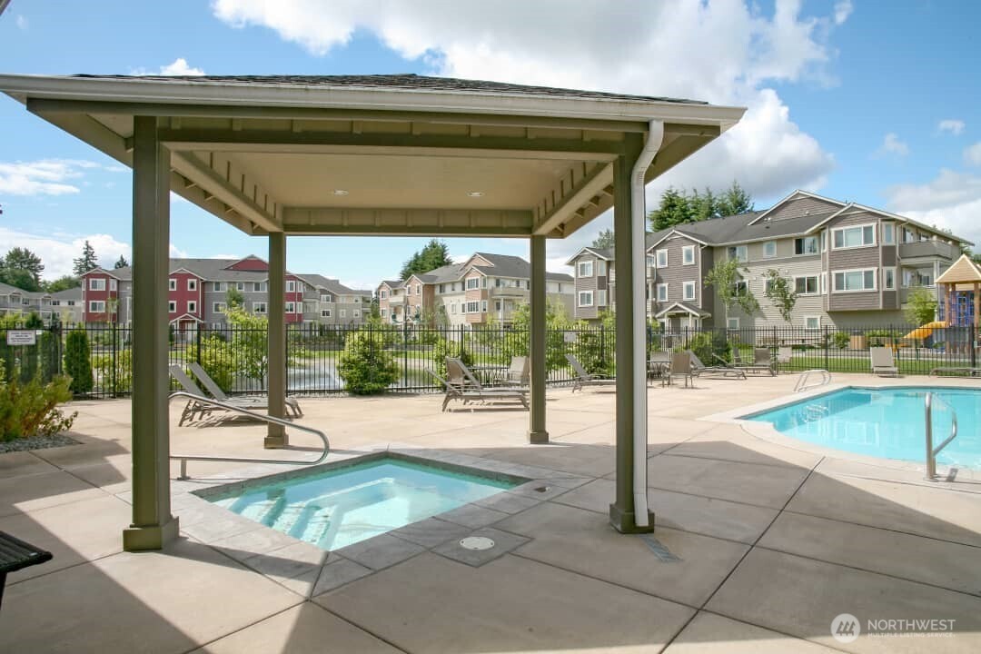 13503 97th Avenue E #201, Puyallup, WA 98373