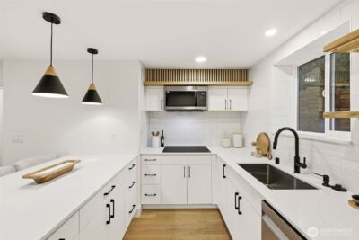 19531 55th Avenue NE, Lake Forest Park, WA 98155 - Photo 13