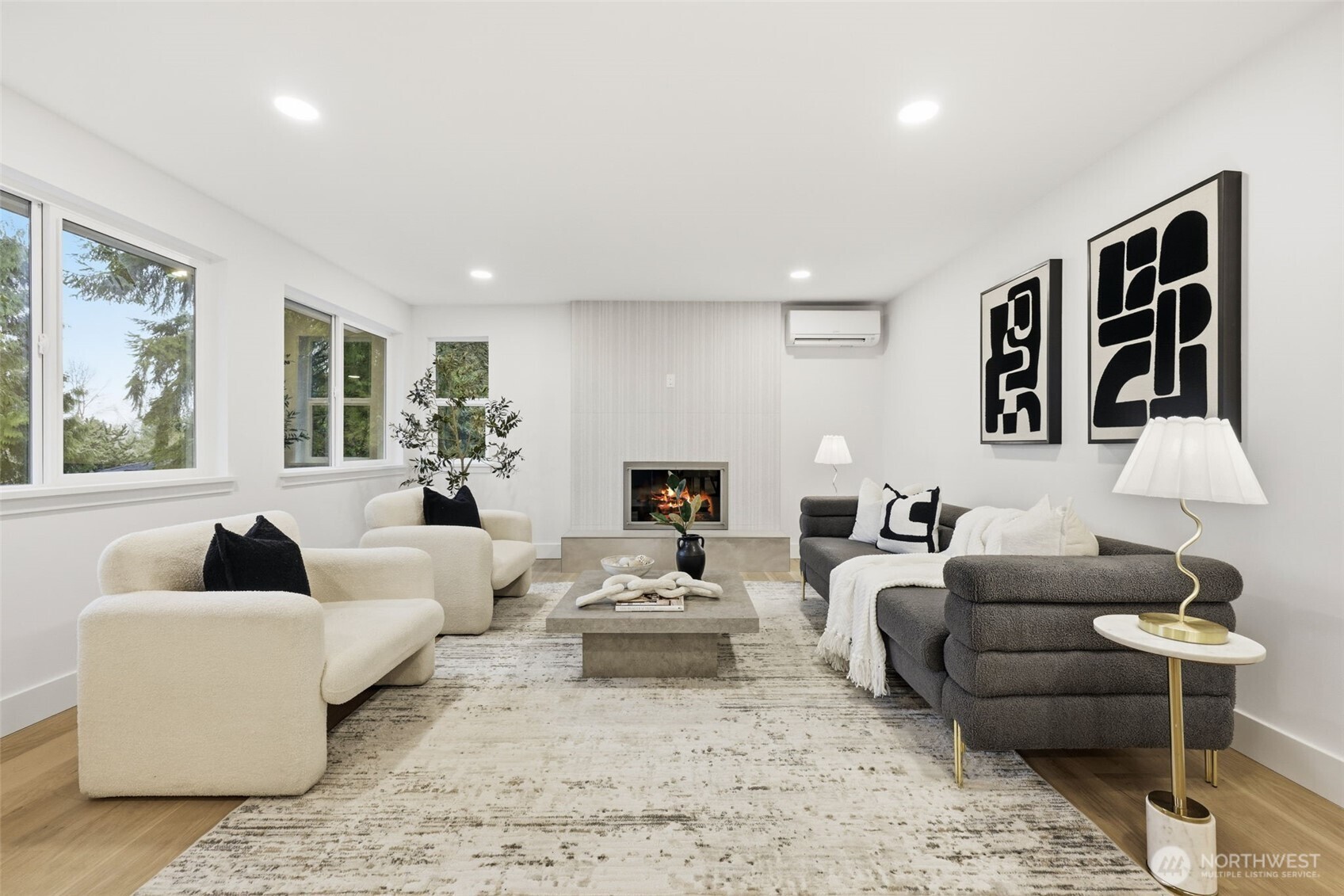 19531 55th Avenue NE, Lake Forest Park, WA 98155