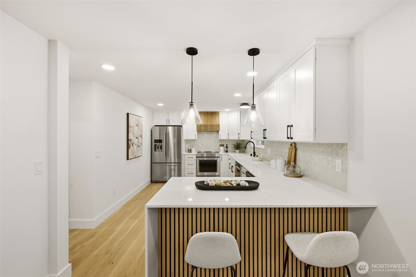 19531 55th Avenue NE, Lake Forest Park, WA 98155