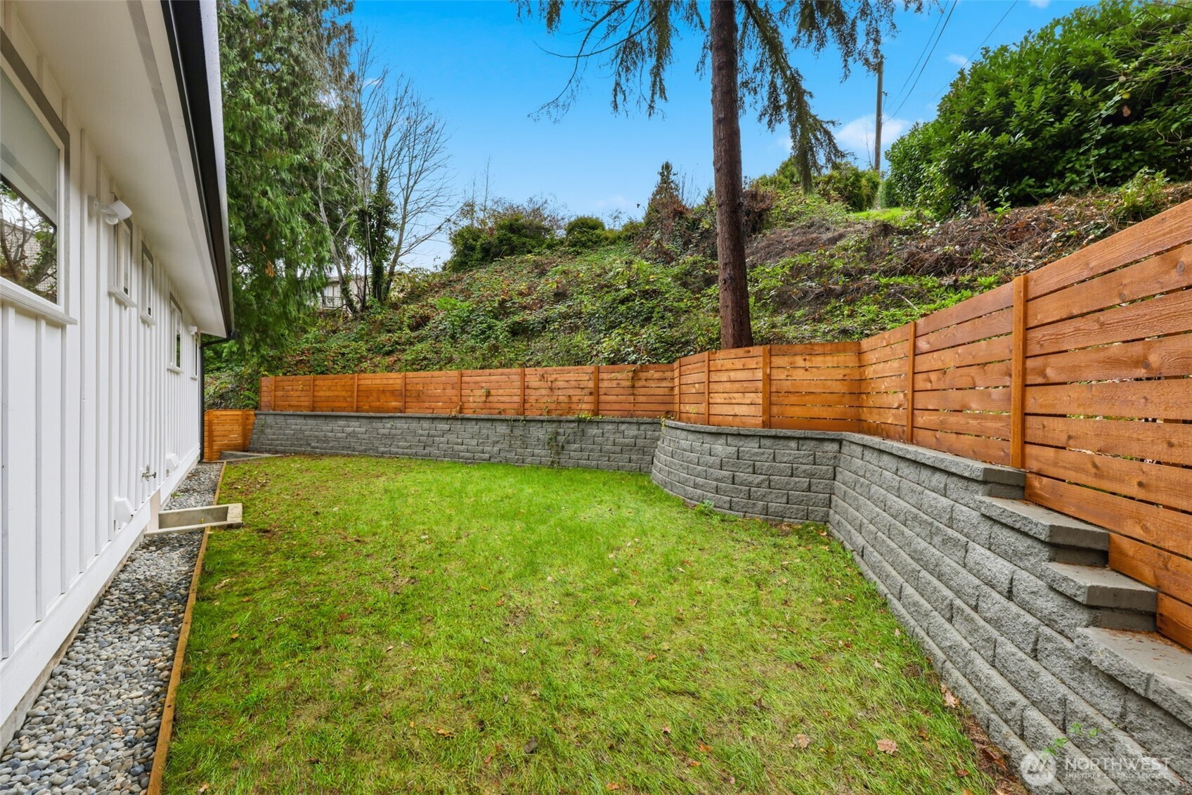 19531 55th Avenue NE, Lake Forest Park, WA 98155