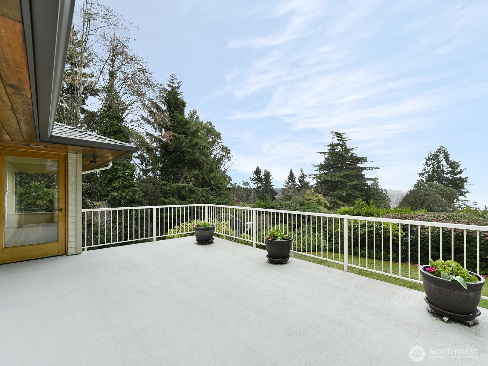17020 16th Avenue SW, Normandy Park, WA 98166