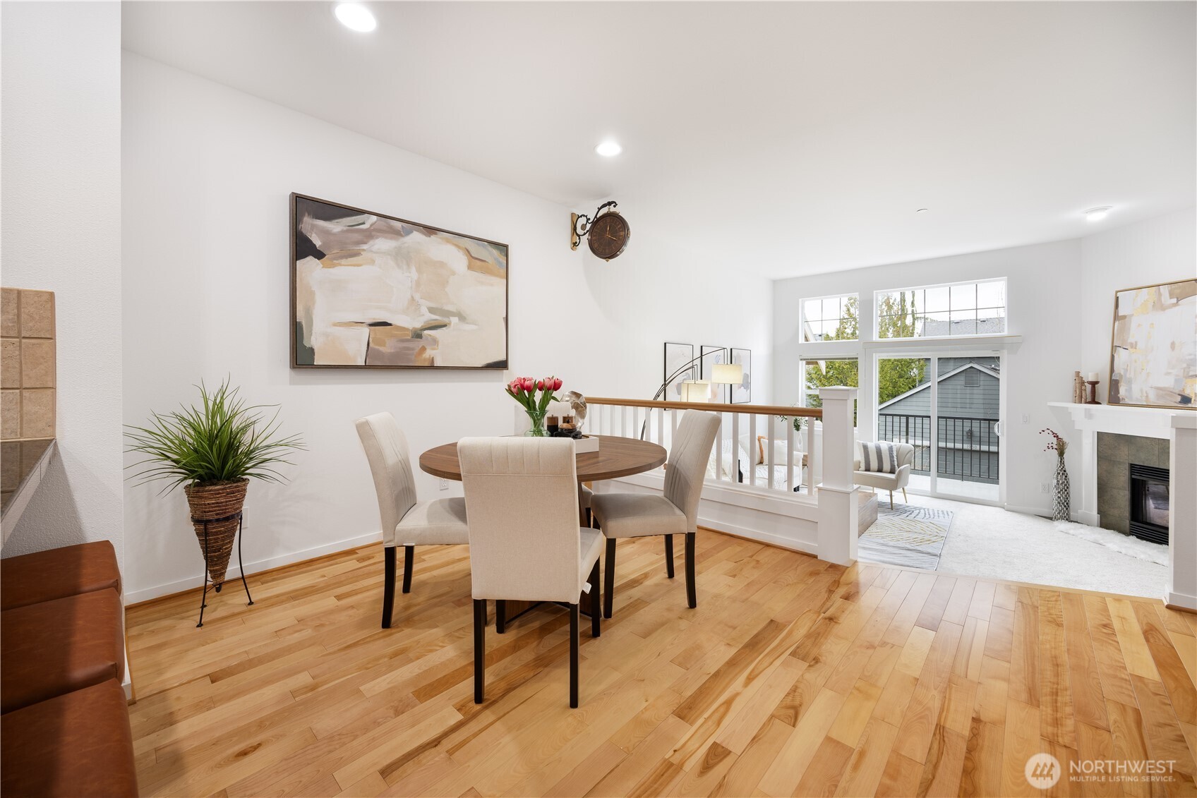 1947 NE Killian Lane , Issaquah, WA 98029