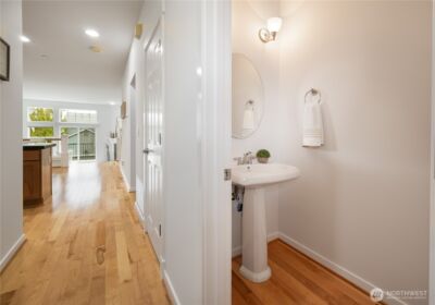 1947 NE Killian Lane , Issaquah, WA 98029 - Photo 15