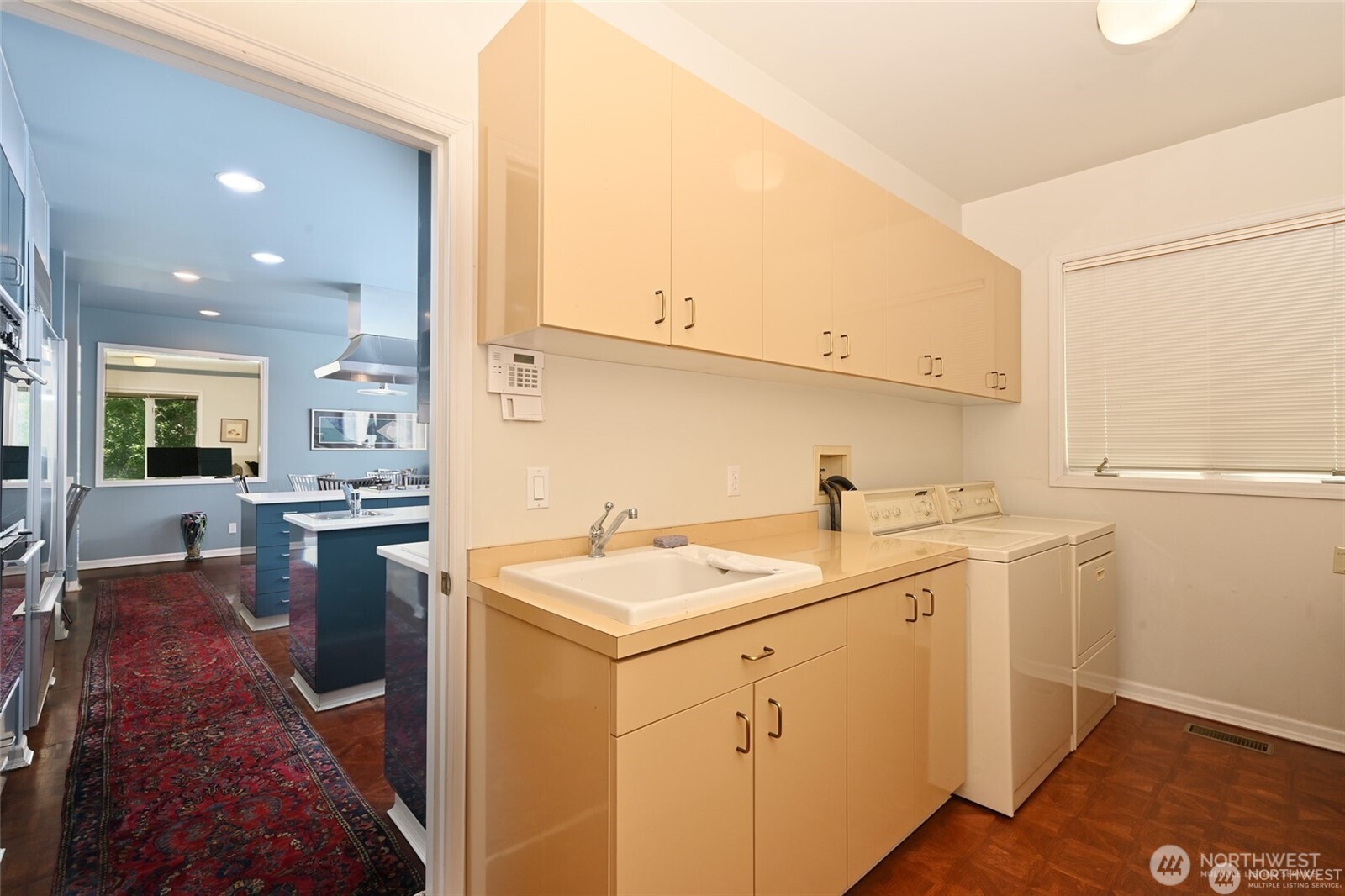 8508 54TH Avenue NE, Seattle, WA 98115