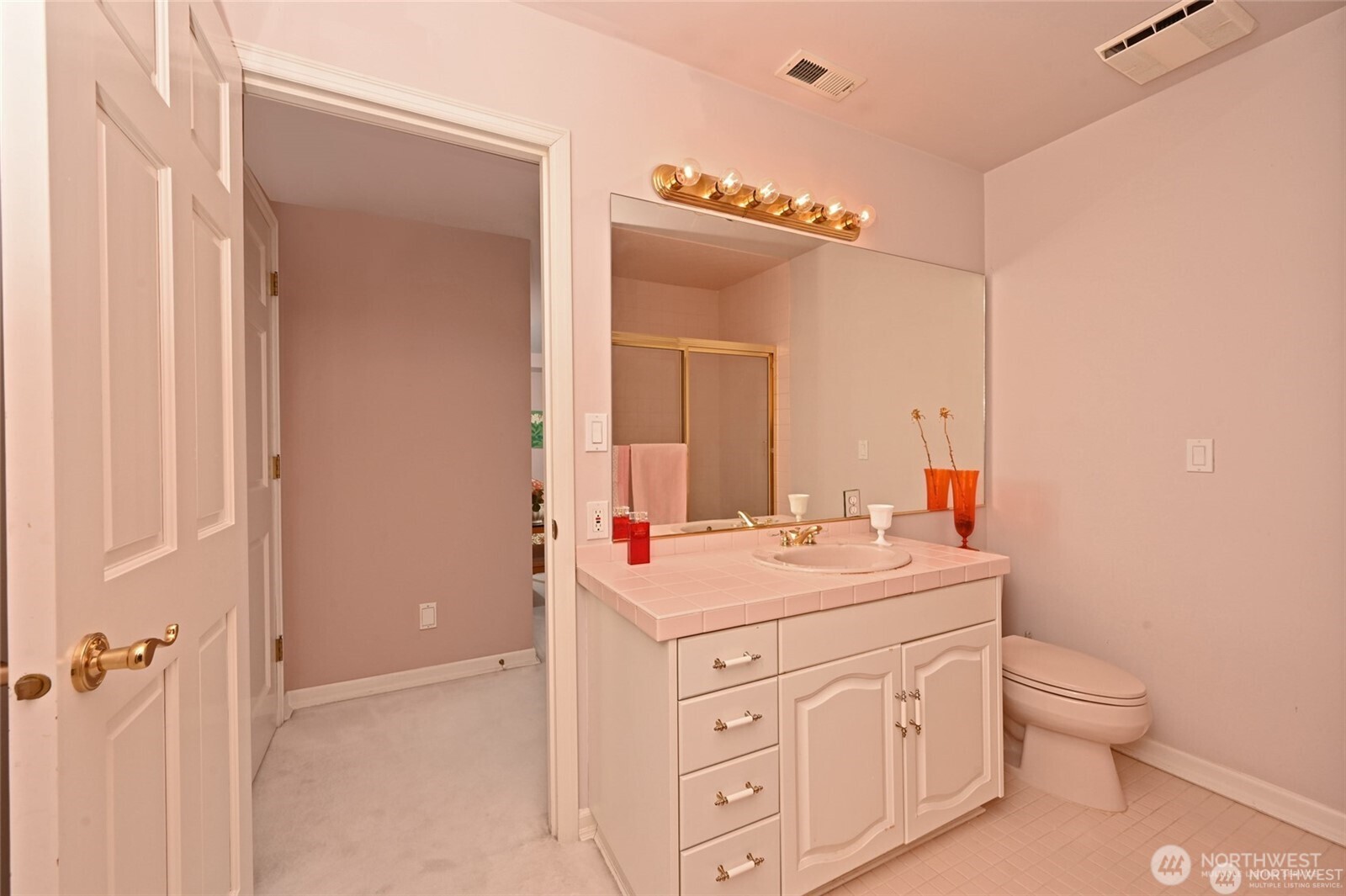 8508 54TH Avenue NE, Seattle, WA 98115