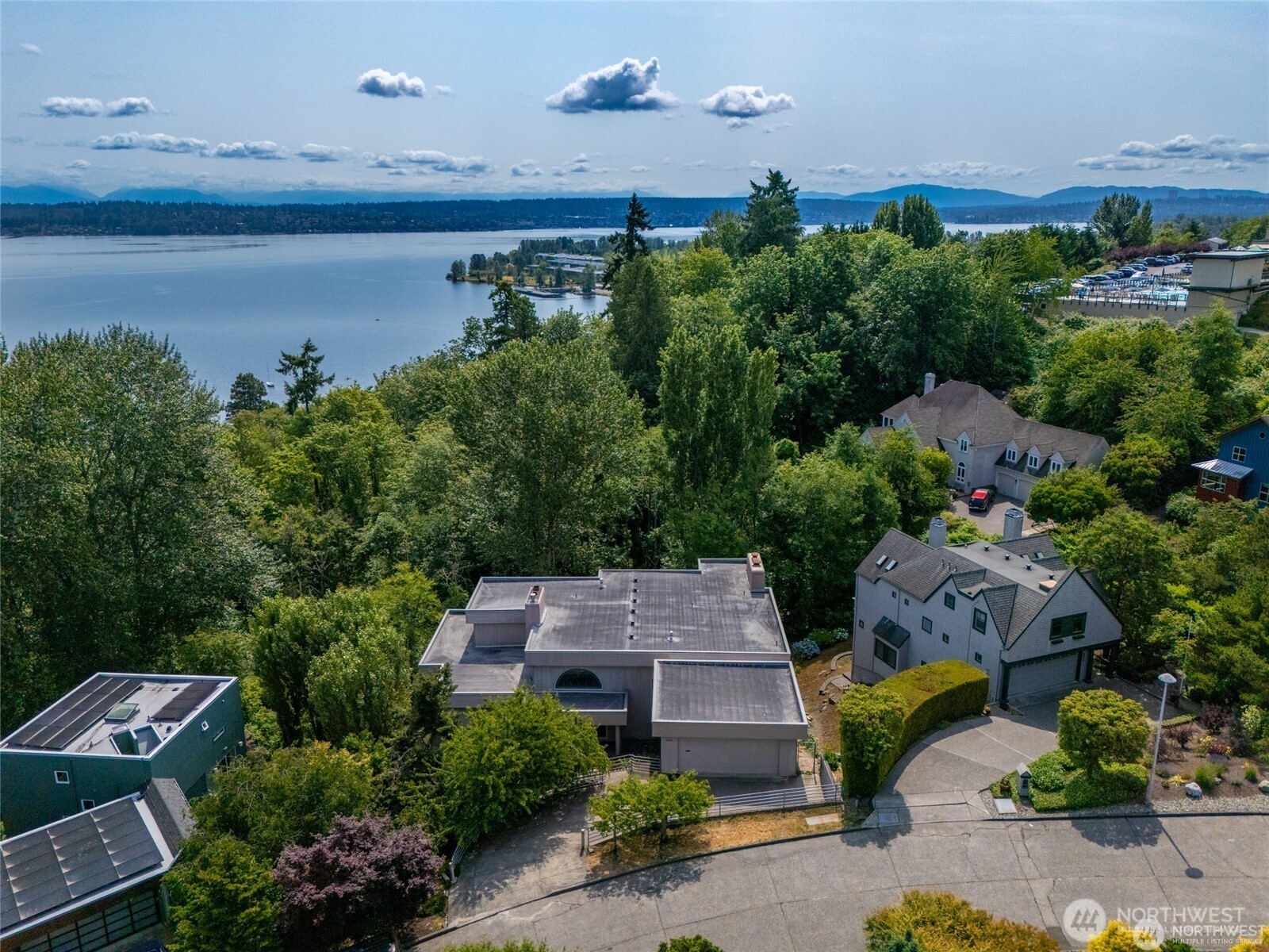 8508 54TH Avenue NE, Seattle, WA 98115