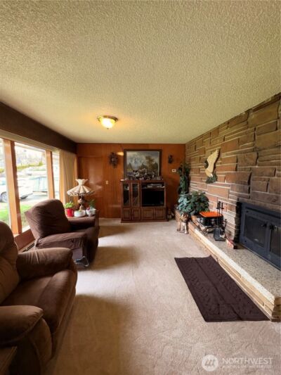 4325 328th Place SE, Fall City, WA 98024 - Photo 4