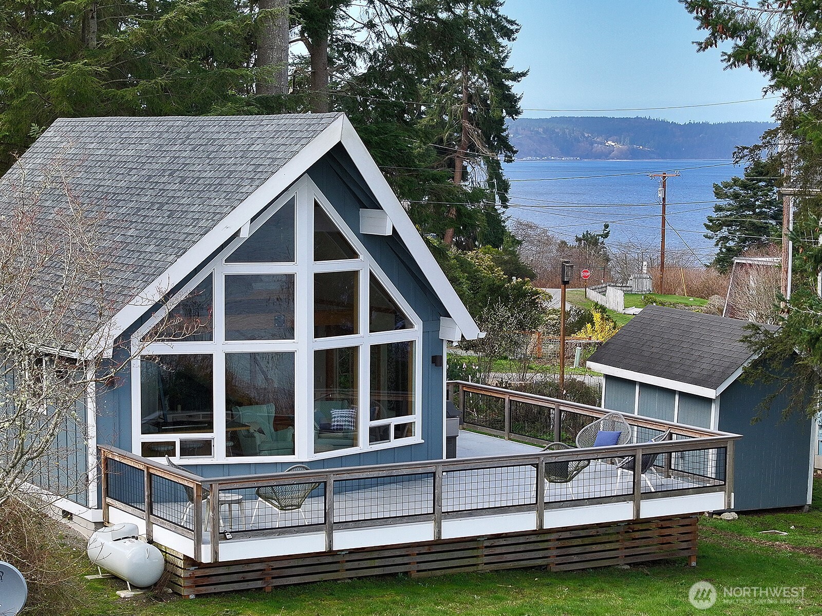 2282 Whidbey Shores Road , Langley, WA 98260