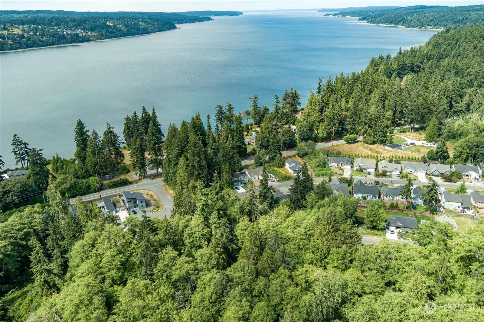 1774 Twin Oaks Lane , Freeland, WA 98249