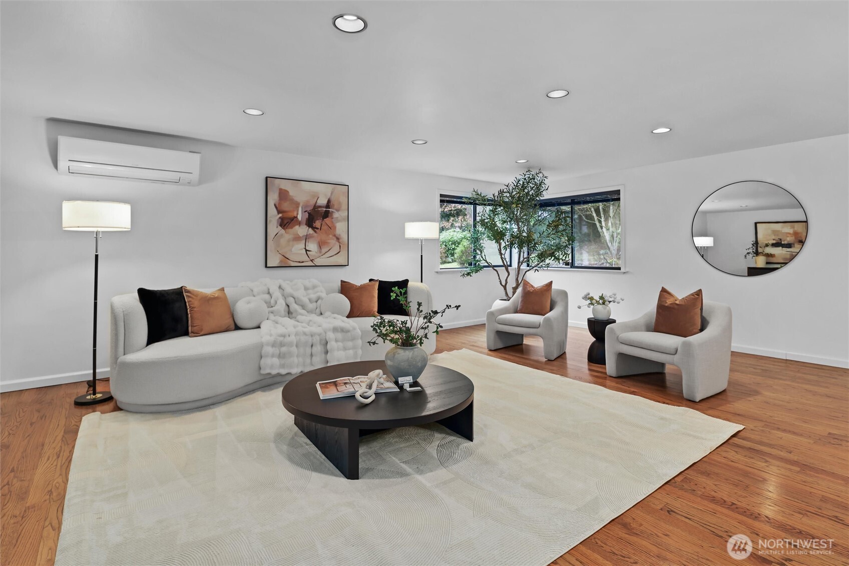 12121 NE 66th Street , Kirkland, WA 98033