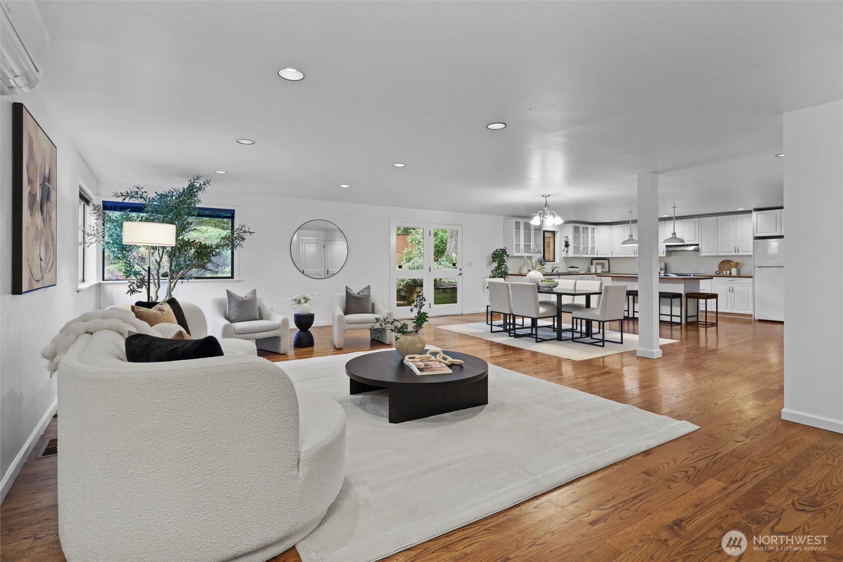 12121 NE 66th Street , Kirkland, WA 98033