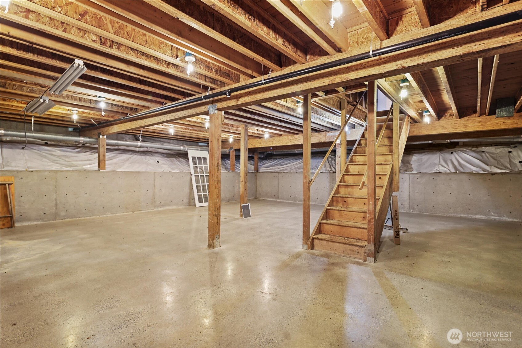 12121 NE 66th Street , Kirkland, WA 98033