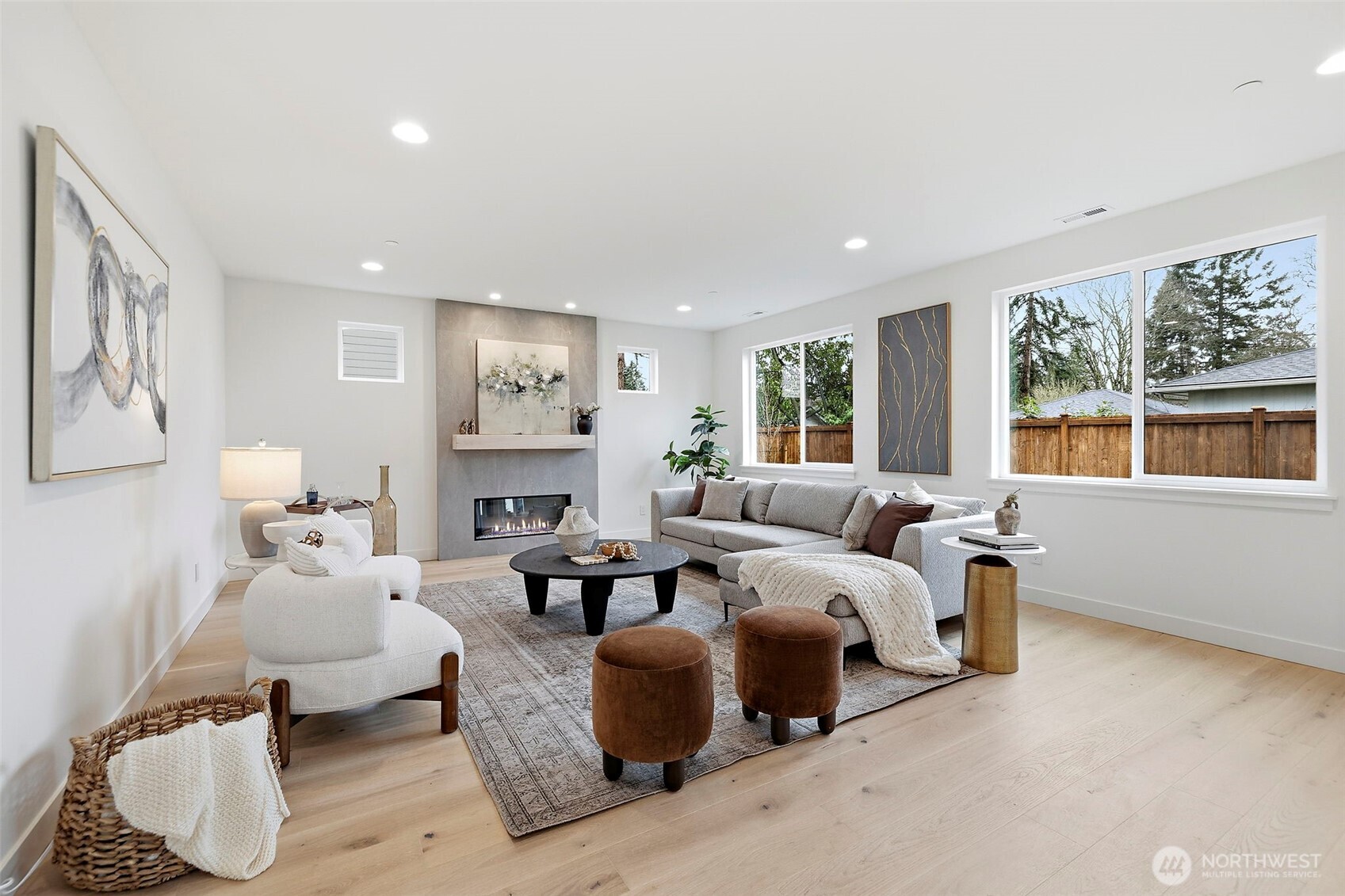 23706 84th Avenue W, Edmonds, WA 98026