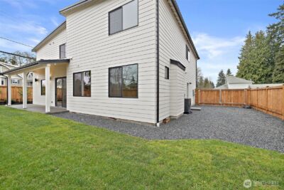 23706 84th Avenue W, Edmonds, WA 98026 - Photo 40