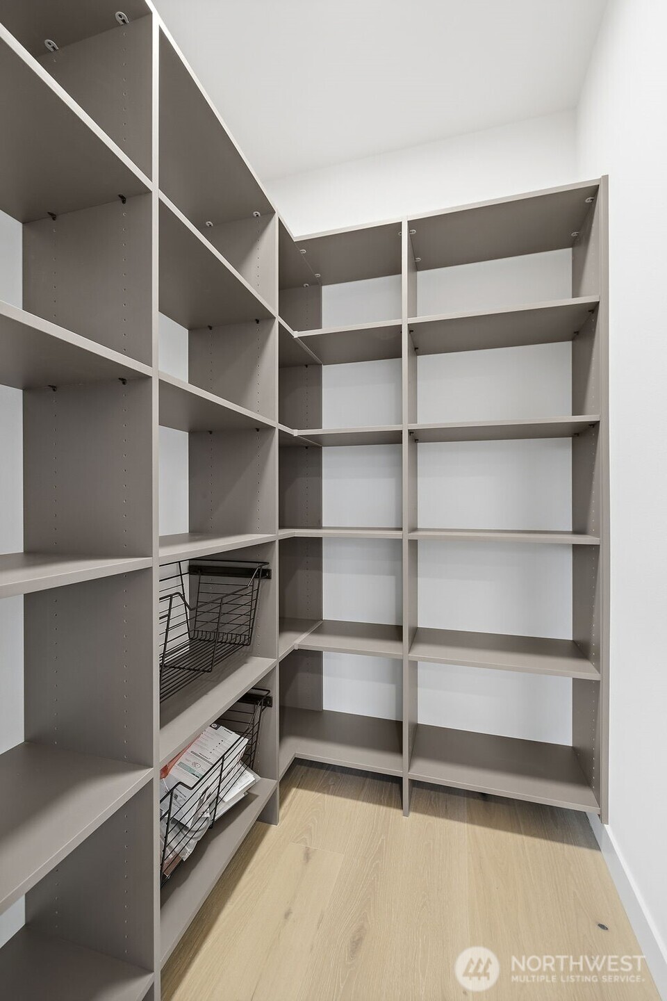 23706 84th Avenue W, Edmonds, WA 98026