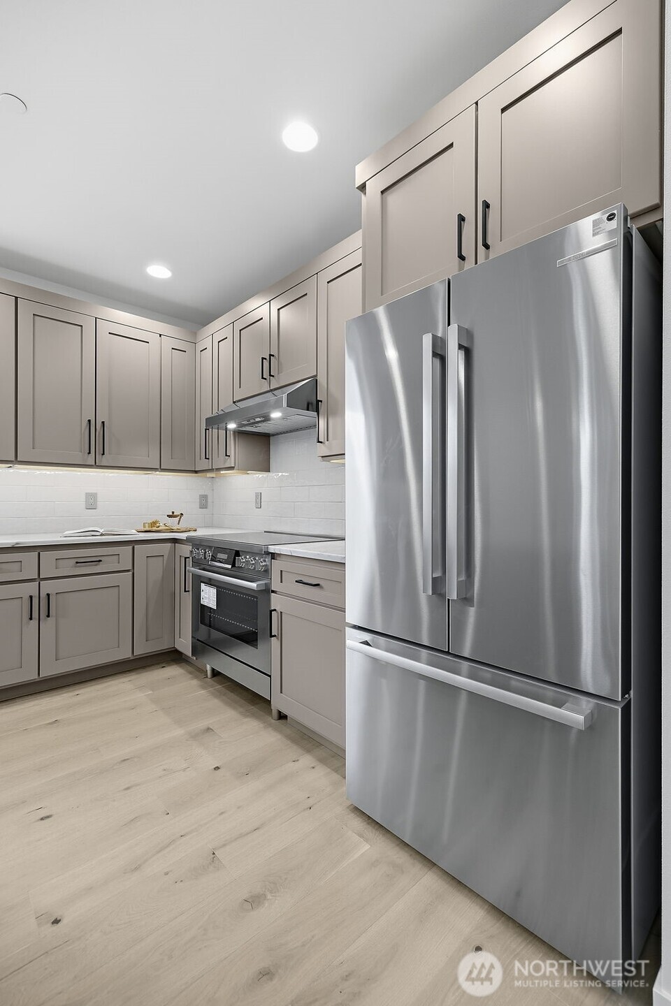 23706 84th Avenue W, Edmonds, WA 98026