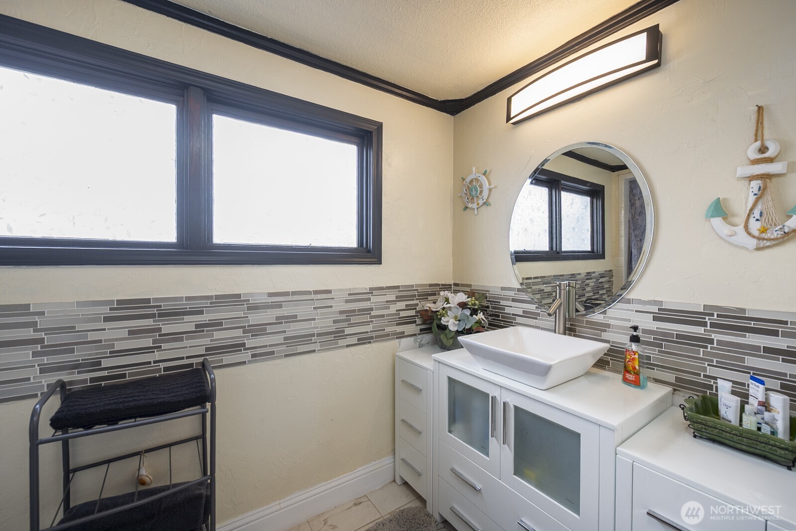 634 N Crestview Drive , Moses Lake, WA 98837