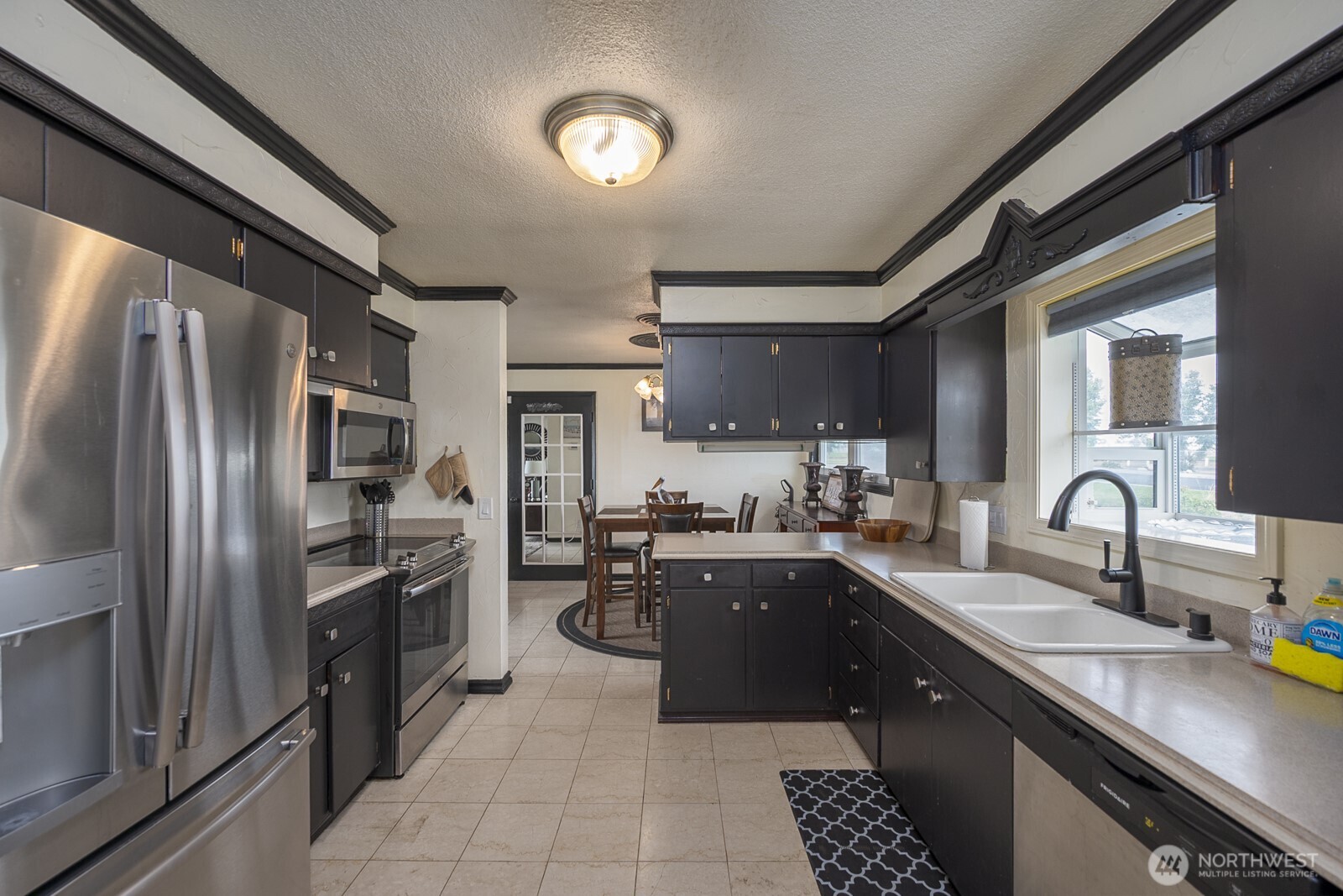 634 N Crestview Drive , Moses Lake, WA 98837