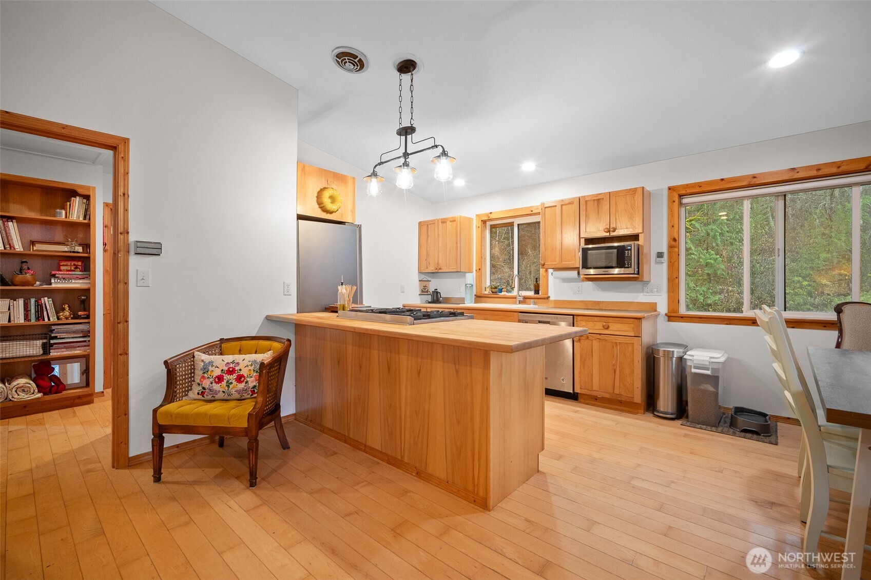 9355 Adams Drive , Concrete, WA 98237