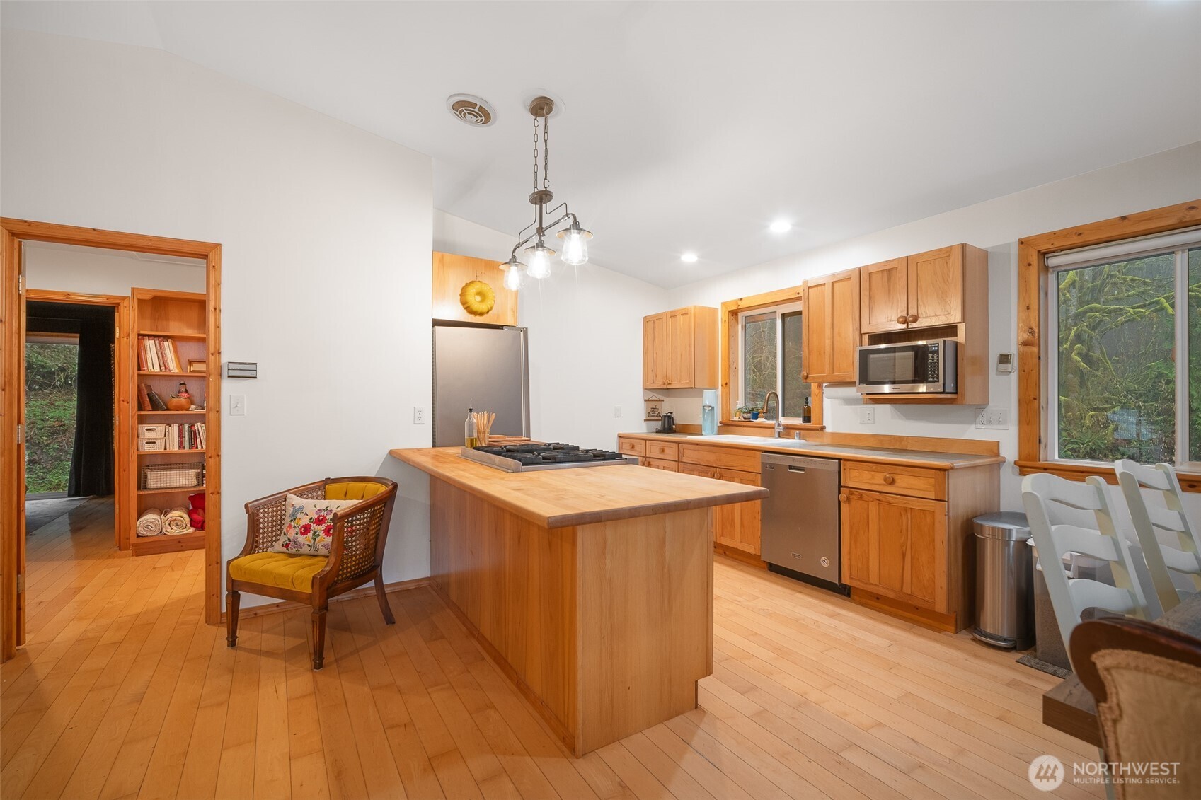 9355 Adams Drive , Concrete, WA 98237