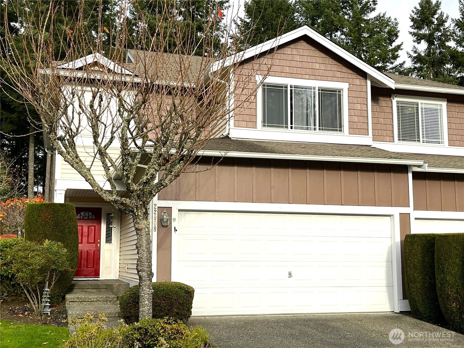 22908 SE 240th Place , Maple Valley, WA 98038