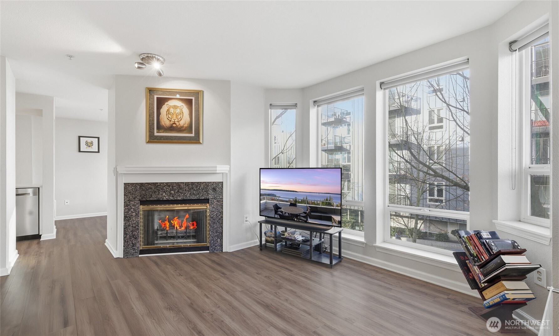 3028 Western Avenue #110, Seattle, WA 98121-1068