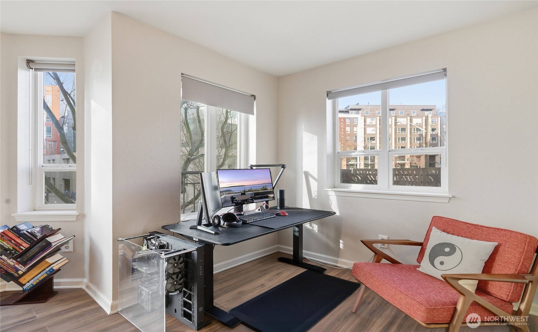 3028 Western Avenue #110, Seattle, WA 98121-1068