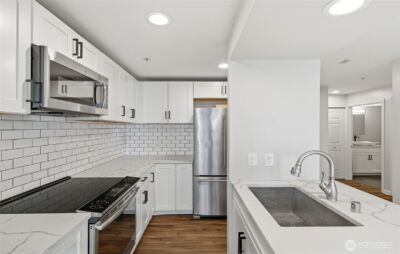 3028 Western Avenue #110, Seattle, WA 98121-1068 - Photo 10