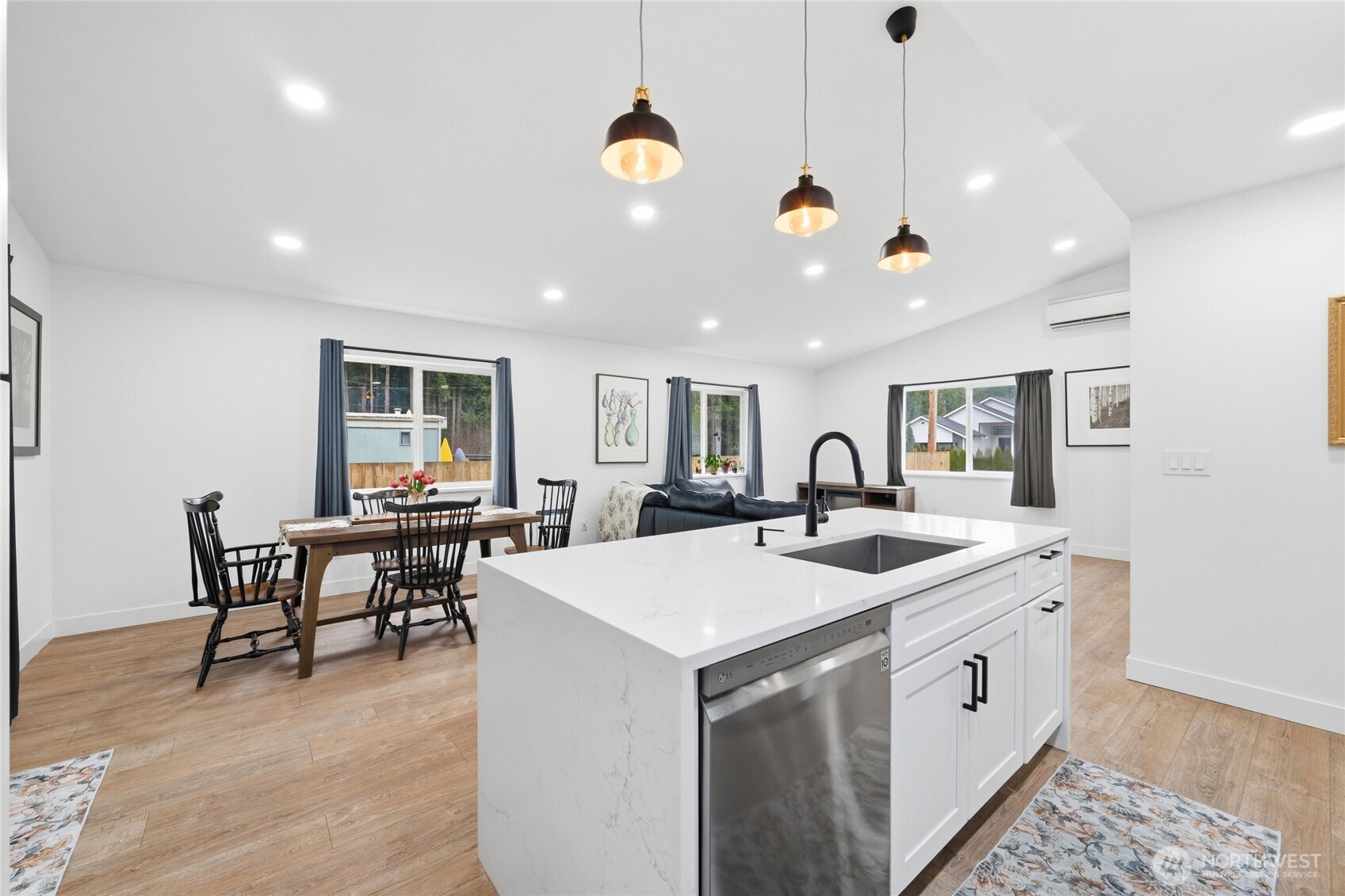 6359 Dardu Road , Maple Falls, WA 98266