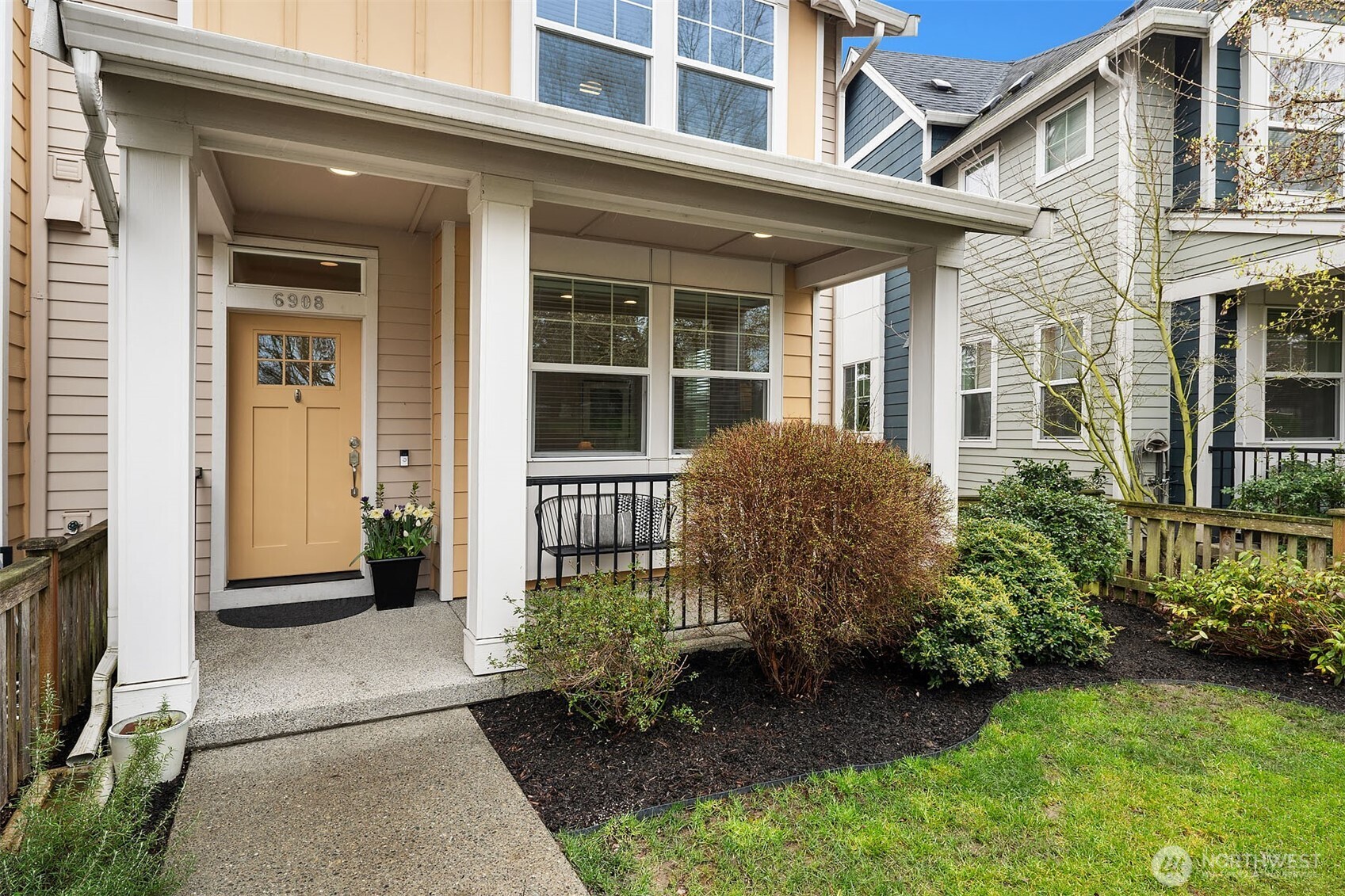 6908 31st Avenue SW, Seattle, WA 98126