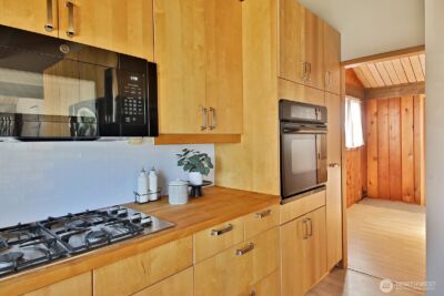 1412 Commodore Place , Freeland, WA 98249 - Photo 15