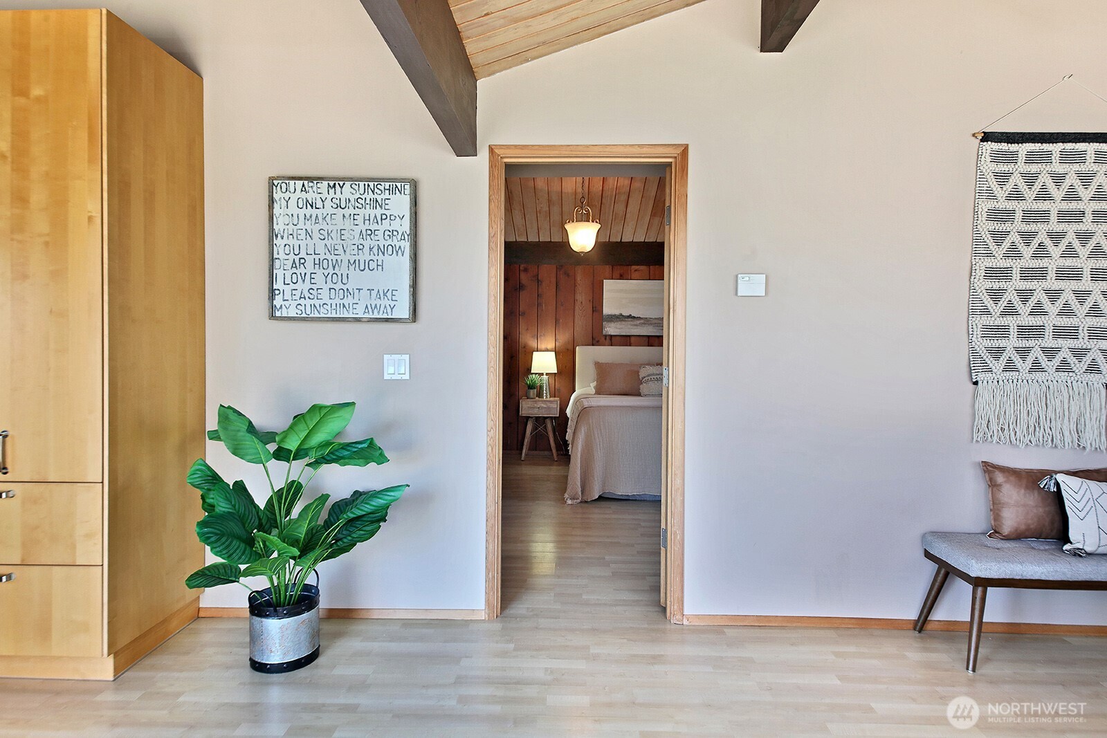 1412 Commodore Place , Freeland, WA 98249