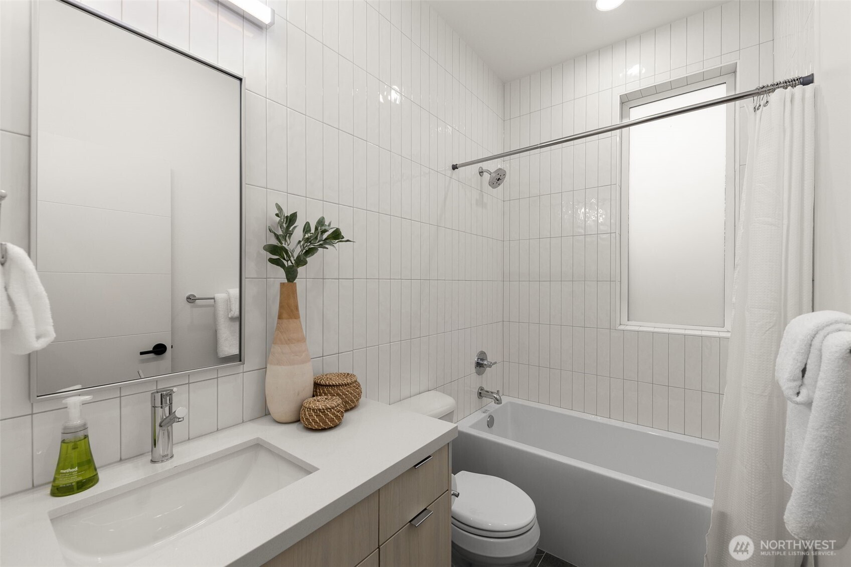 12701 NE 144th ST #D , Kirkland, WA 98034