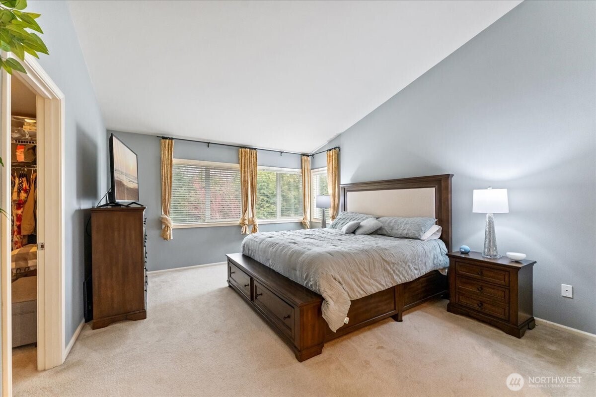 7041 Eagle Lake Drive SE, Snoqualmie, WA 98065