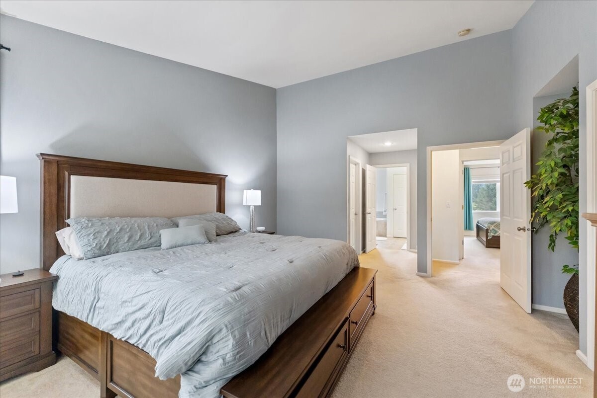 7041 Eagle Lake Drive SE, Snoqualmie, WA 98065