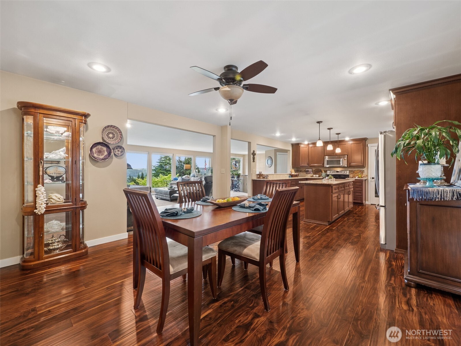 12430 136th Avenue E, Puyallup, WA 98374