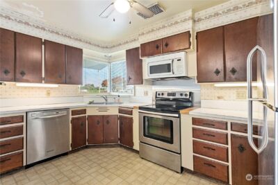 9604 Jackman Road , Lynden, WA 98264 - Photo 14