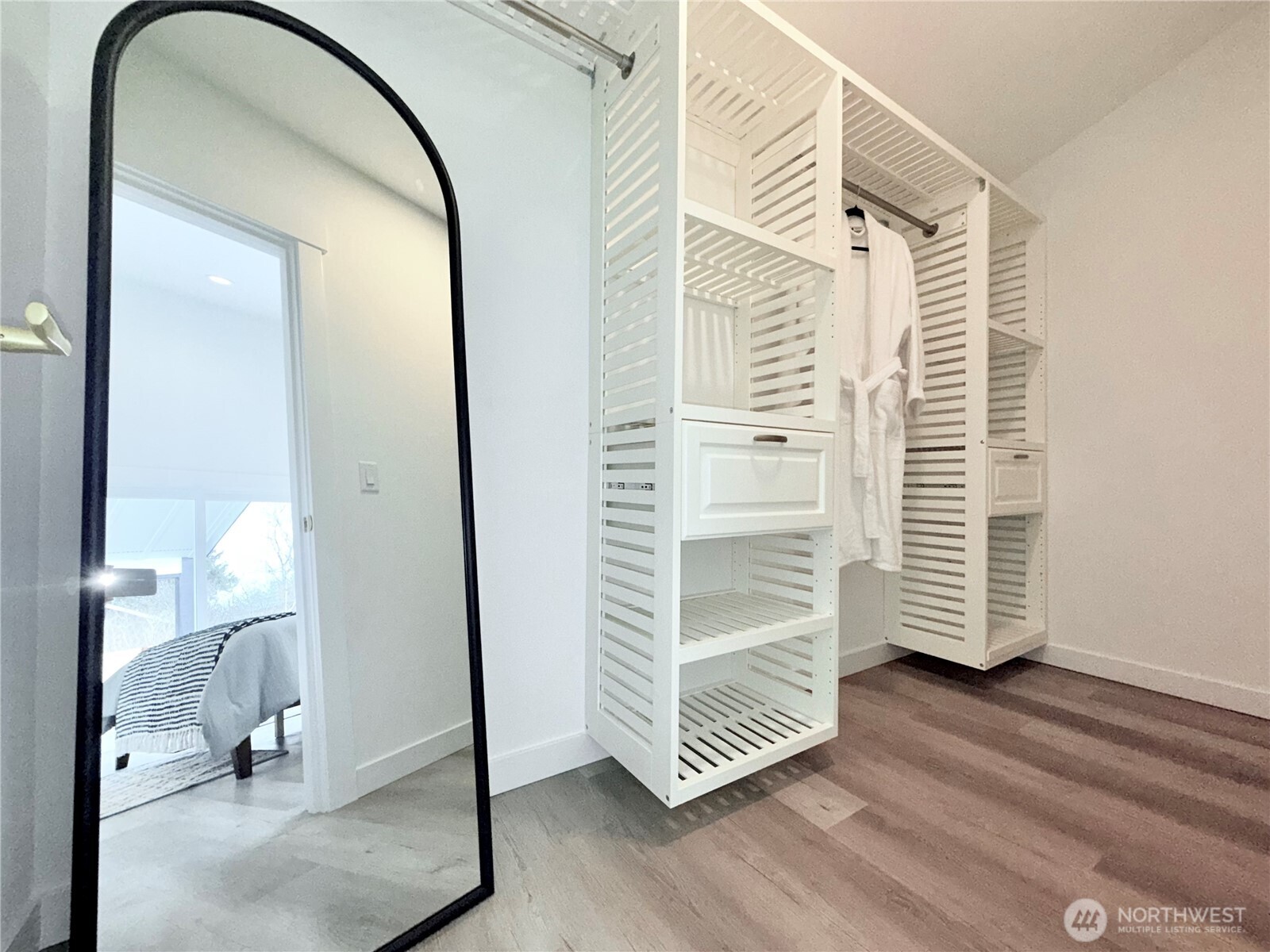 465 Octopus Avenue NE, Ocean Shores, WA 98569