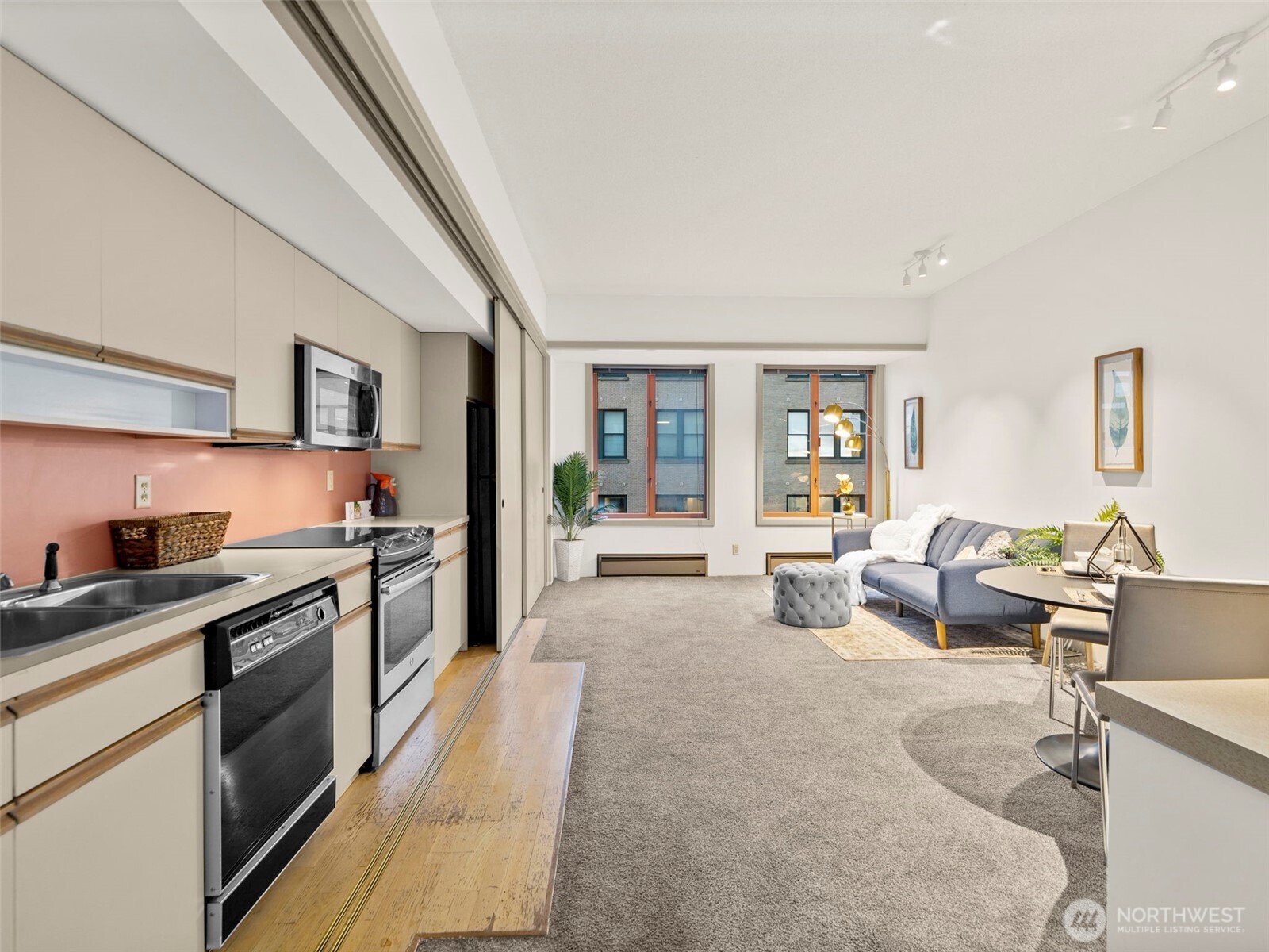 98 Union Street #610, Seattle, WA 98101-2068