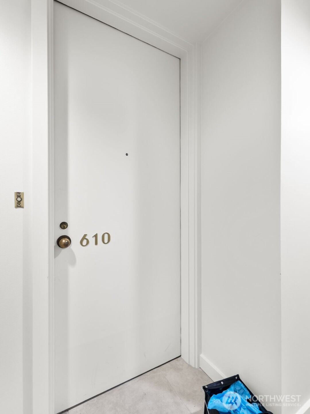 98 Union Street #610, Seattle, WA 98101-2068