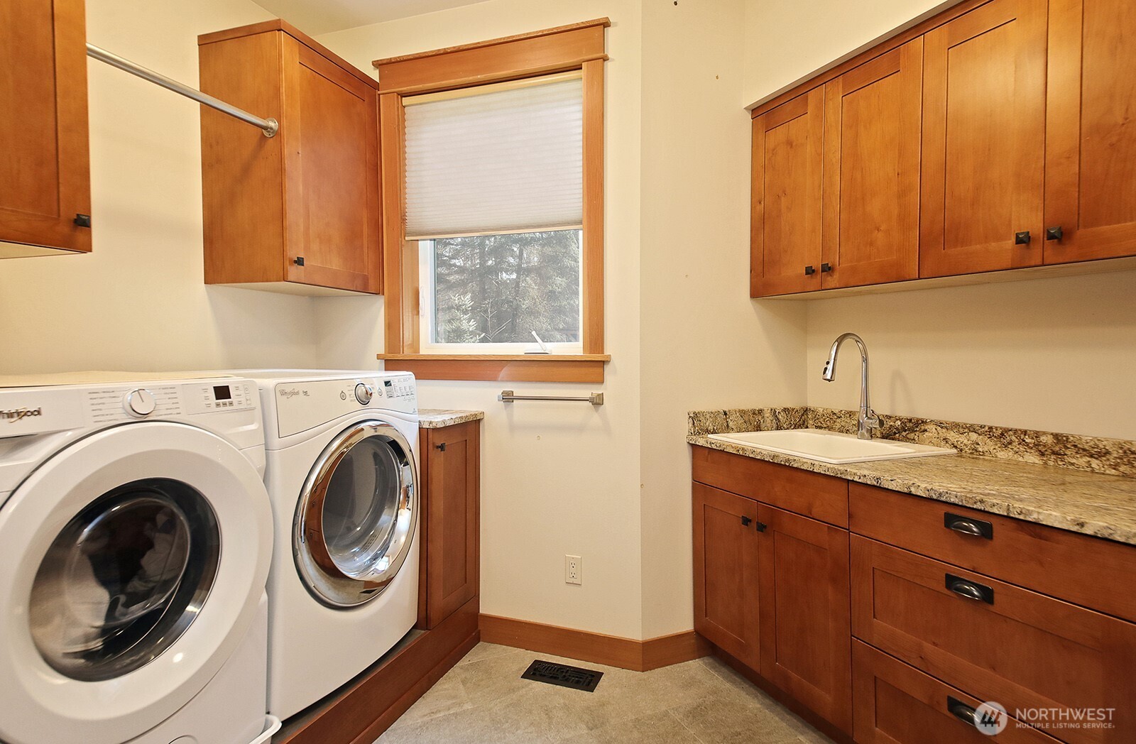 3858 Resort Road , Greenbank, WA 98253