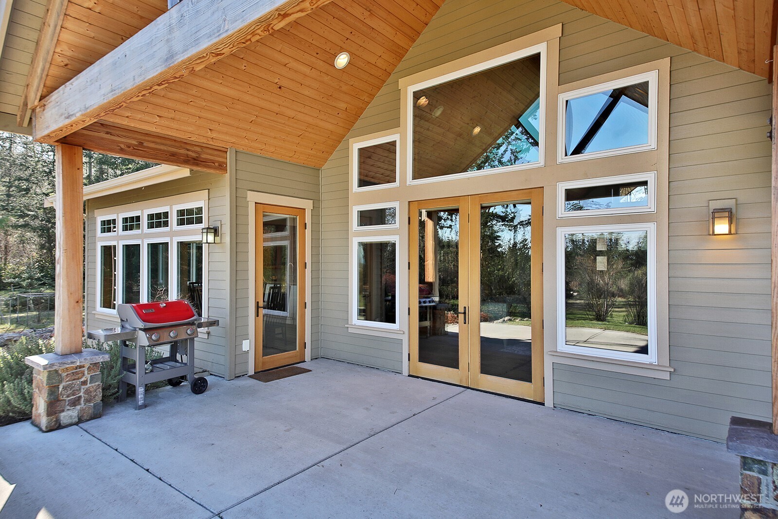 3858 Resort Road , Greenbank, WA 98253