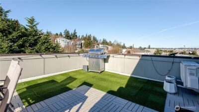 3245 21st Avenue W, Seattle, WA 98199 - Photo 19