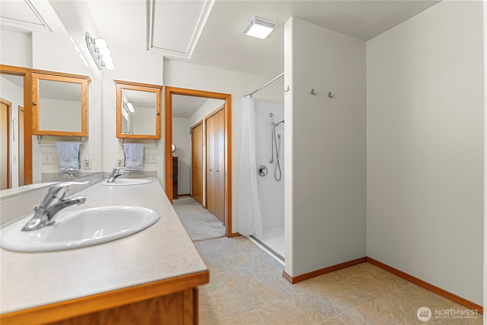 605 Pinyon Place , Omak, WA 98841