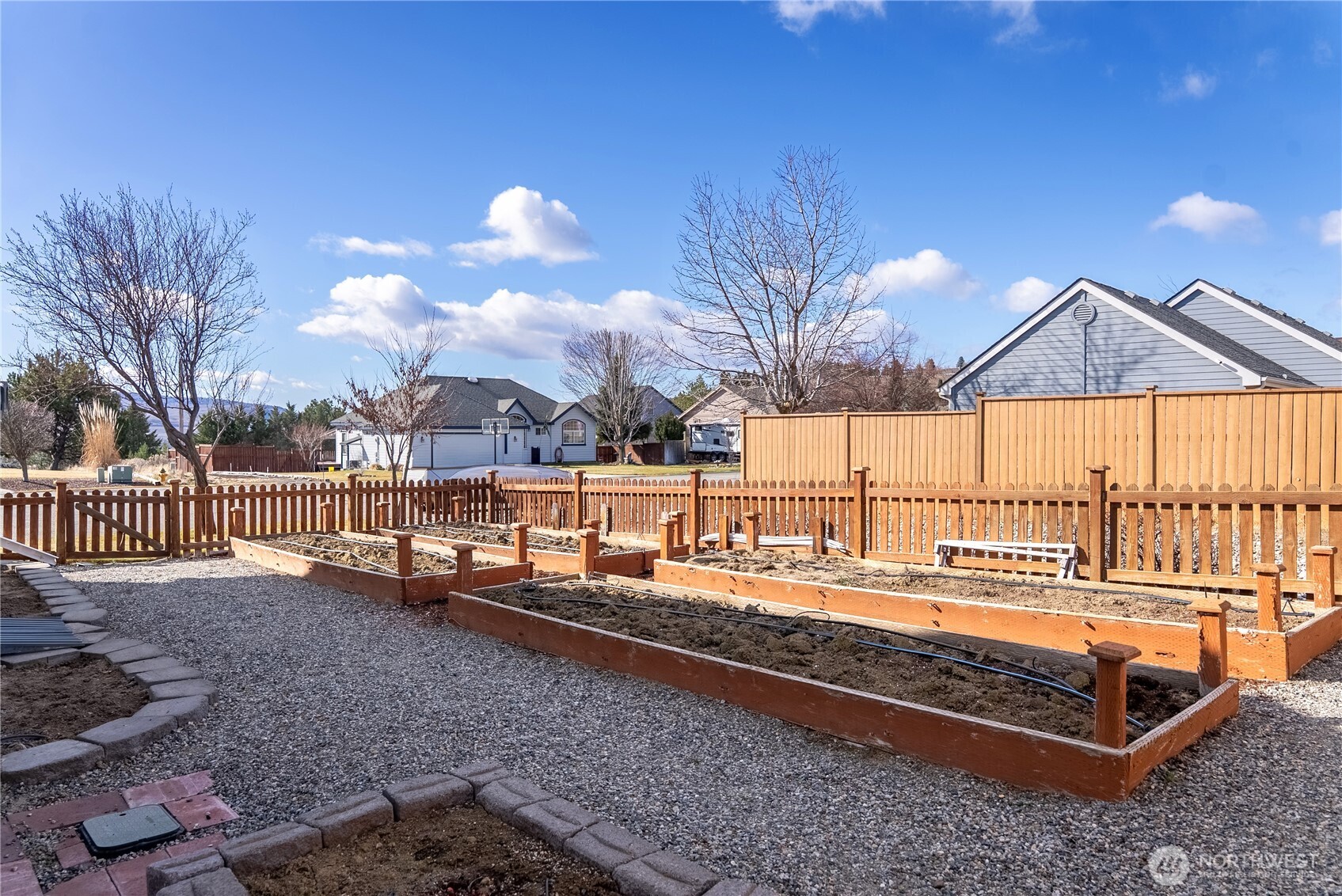 605 Pinyon Place , Omak, WA 98841