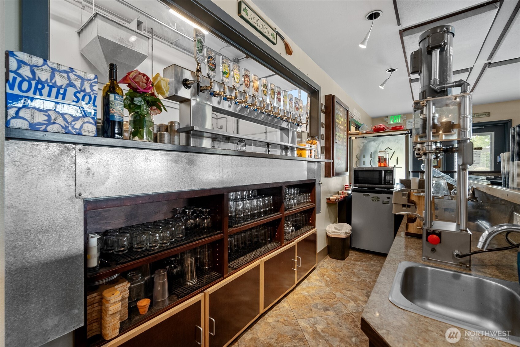 17406 State Route 536 , Mount Vernon, WA 98273