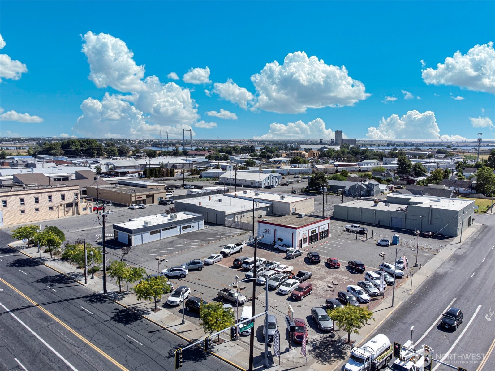 1 E 1st Avenue , Kennewick, WA 99336